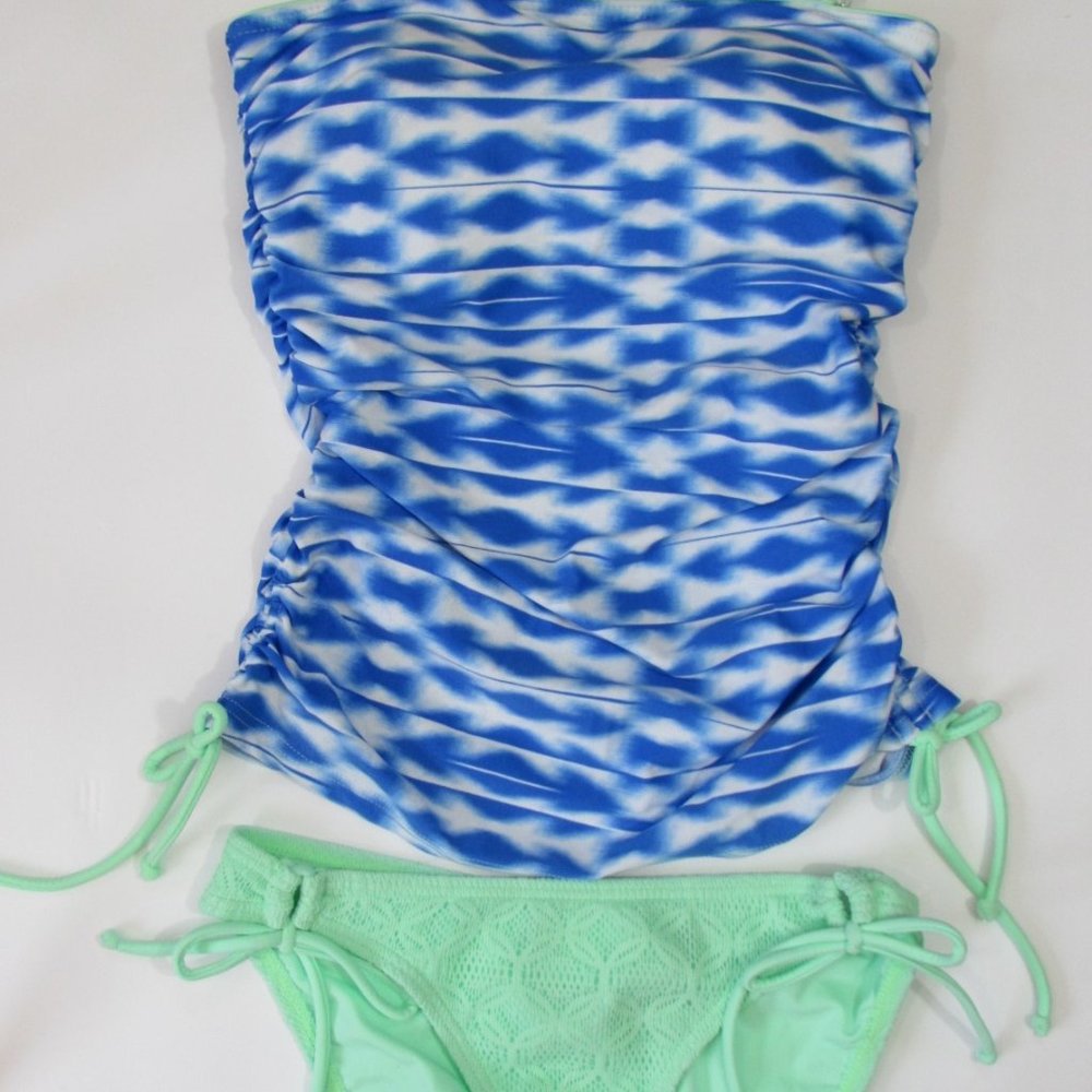 Gossip / Buckle Crochet Bottom Tankini - Picture 2 of 9